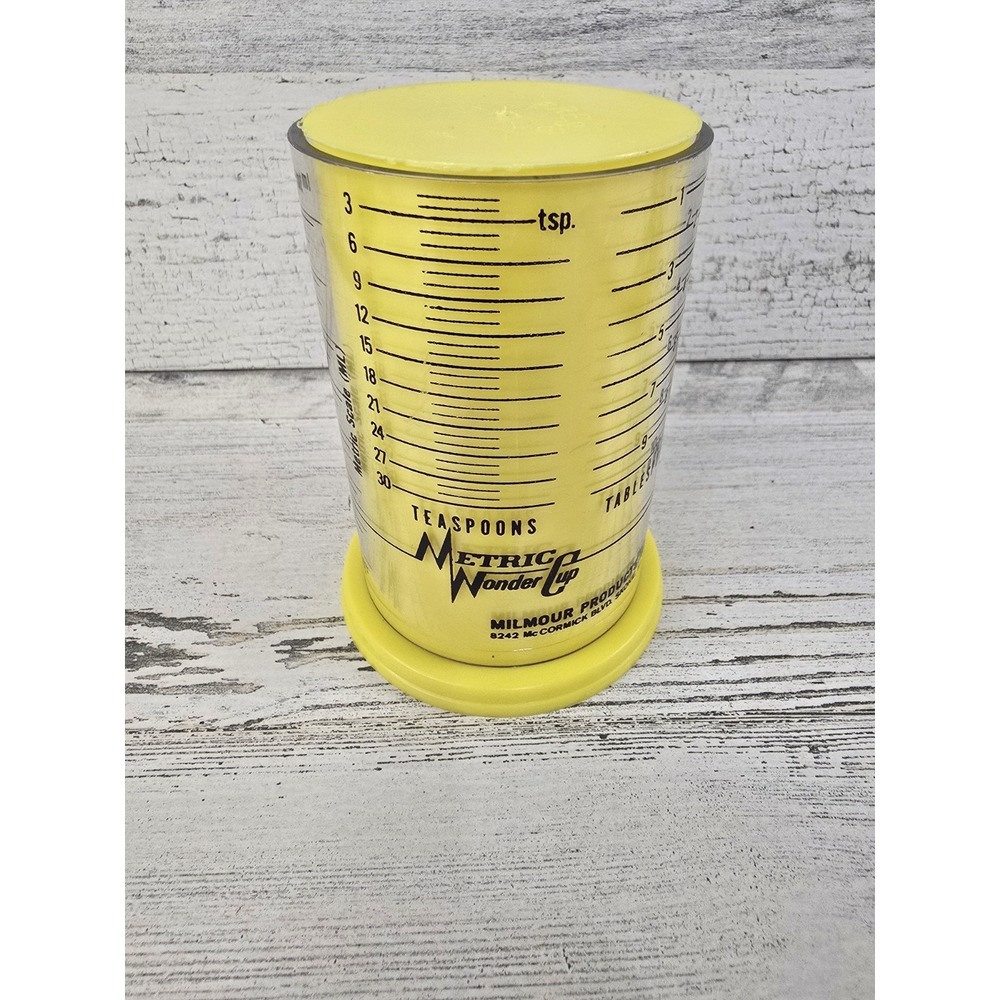 Milmour Products Metric Wonder Cup Vintage Adjustable Measuring Cup Yellow 1 Cup